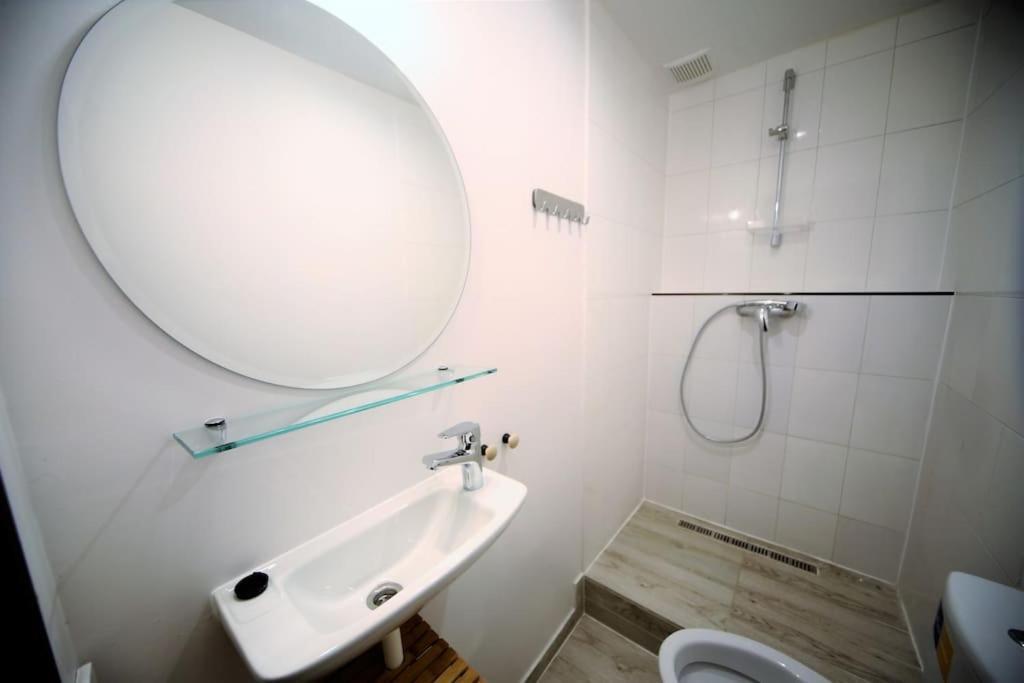 Lovely Two Bedroom In The Old Town Riga Extérieur photo